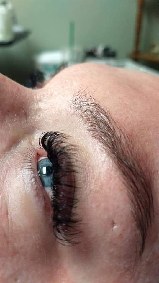 Close-up of a fresh volume lash fill.